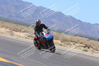 media/Sep-25-2023-Moto Forza (Mon) [[81ffa65e0a]]/B-C Group/Session 3 (Turn 16 Inside)/